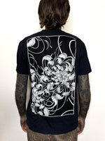 Load image into Gallery viewer, Kiku heavyweight T-shirt
